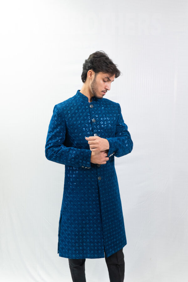 Indo Western Outfit for Men – Perfect Fusion of Traditional Ethnic Wear and Modern Style for Weddings & Festive Occasions - Image 4