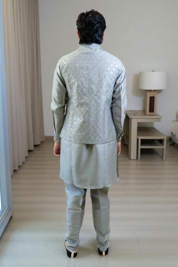 Grey Kurta Jacket Set – Linen Fabric with Stylish Sequin Design - Image 8