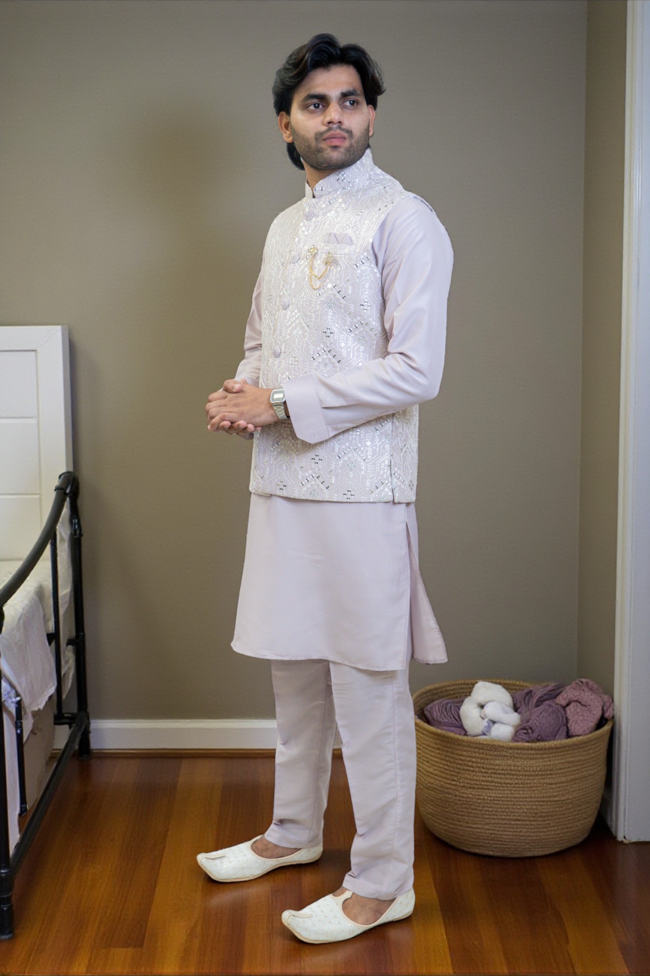 Lavender Kurta with Sequined Jacket - Image 4